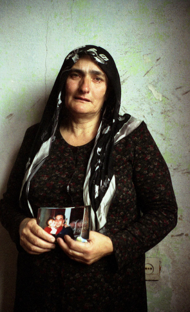 La Pleureuse-Grozny 2002 La Pleureuse-Grozny 2002