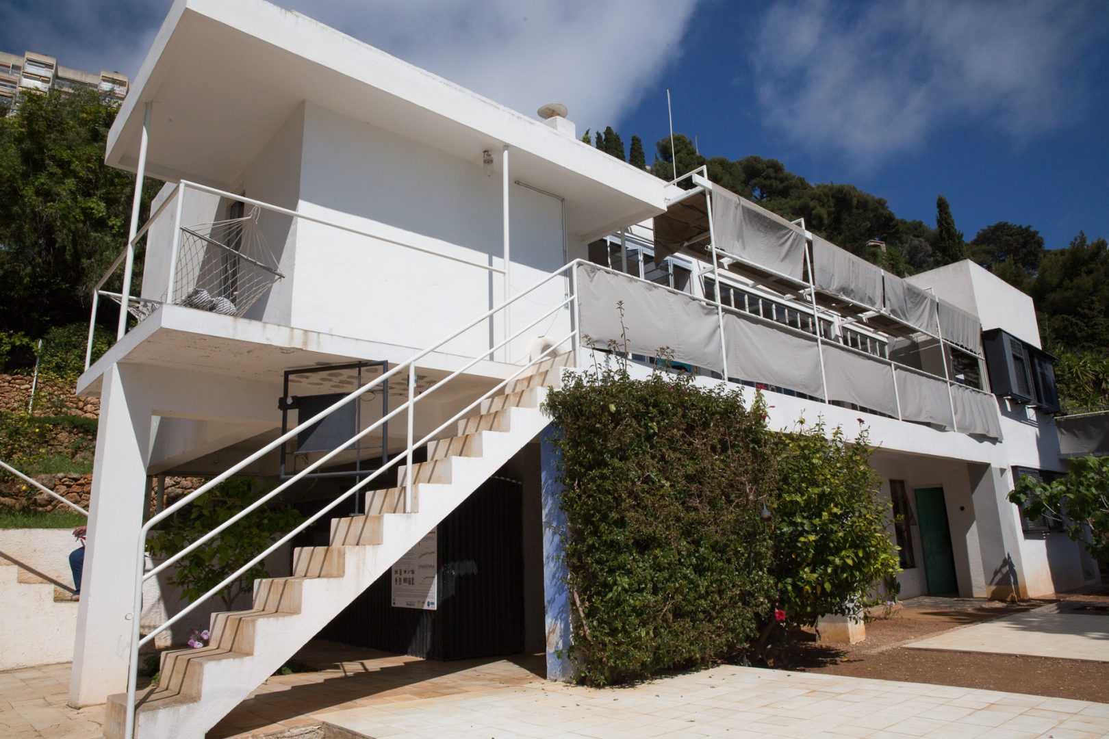 ©F SPIEKERMEIER E1027 EILEEN GRAY-web-MGL6452 ©F SPIEKERMEIER E1027 EILEEN GRAY-web-MGL6452