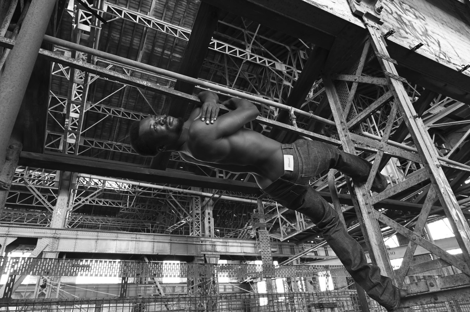 DSC-5704-24 DSC-5704-24